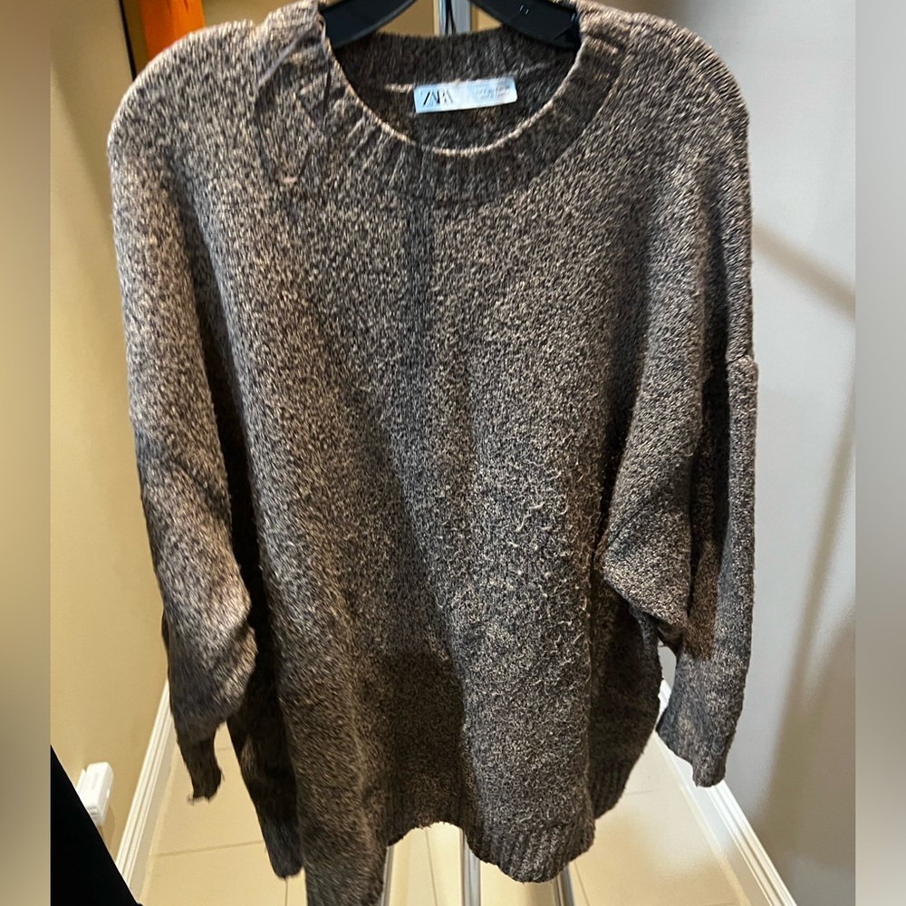 Long sleeve pullover